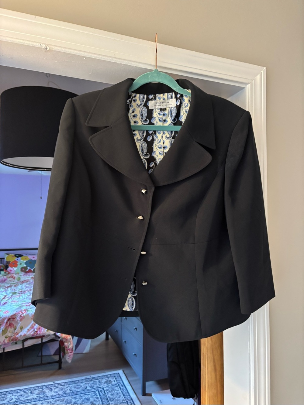 Tahari Black Women's Blazer with Paisley Lining